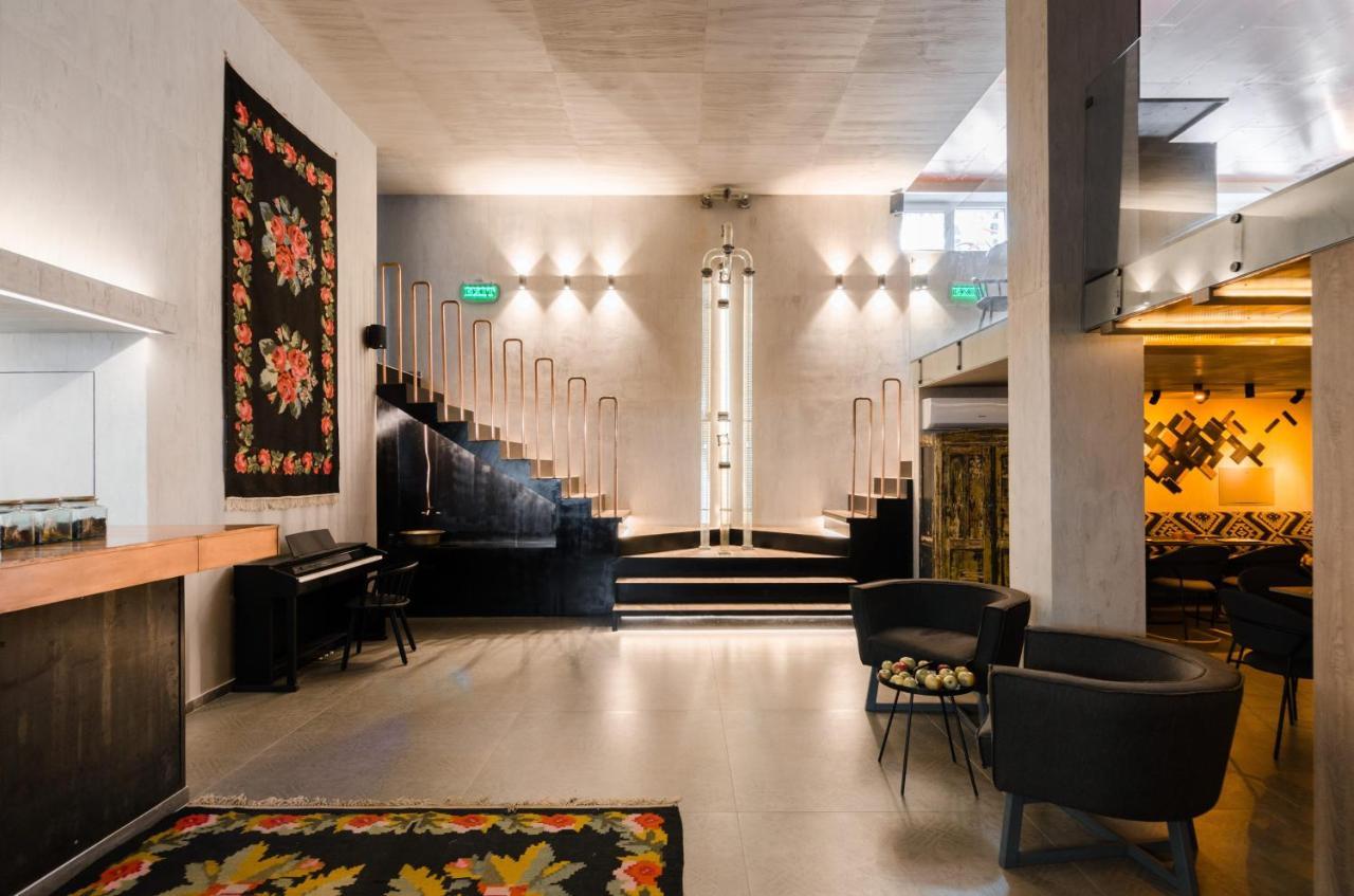 Casa Daca Boutique Hotel キシナウ エクステリア 写真